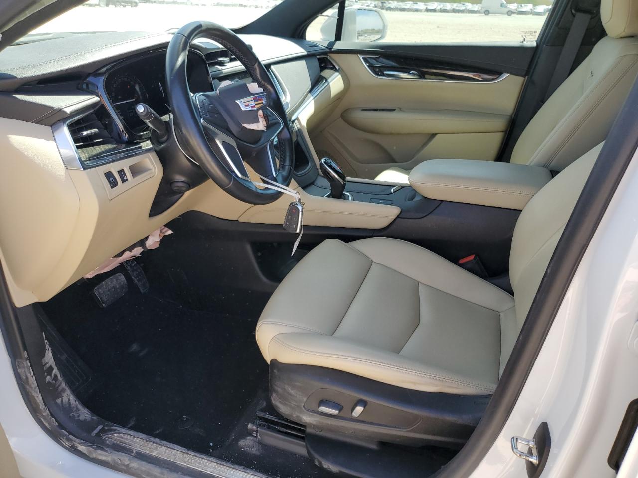 2019 Cadillac XT5 VIN 1GYKNARS0KZ121284 Copart auction photo, front end damage thumbnail 7