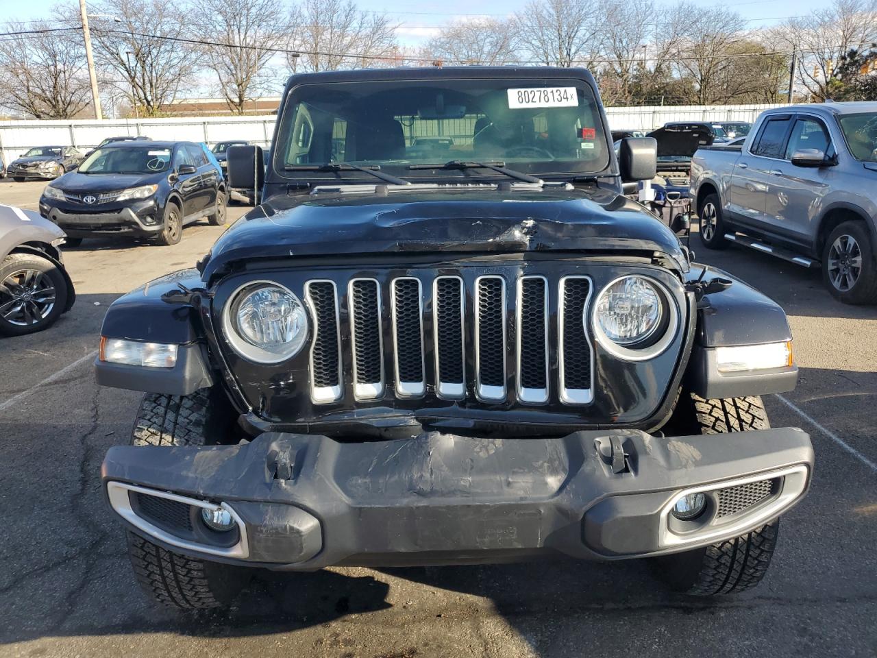 2019 Jeep Wrangler VIN 1C4HJXEN9KW686696 Copart auction photo, front end damage thumbnail 5