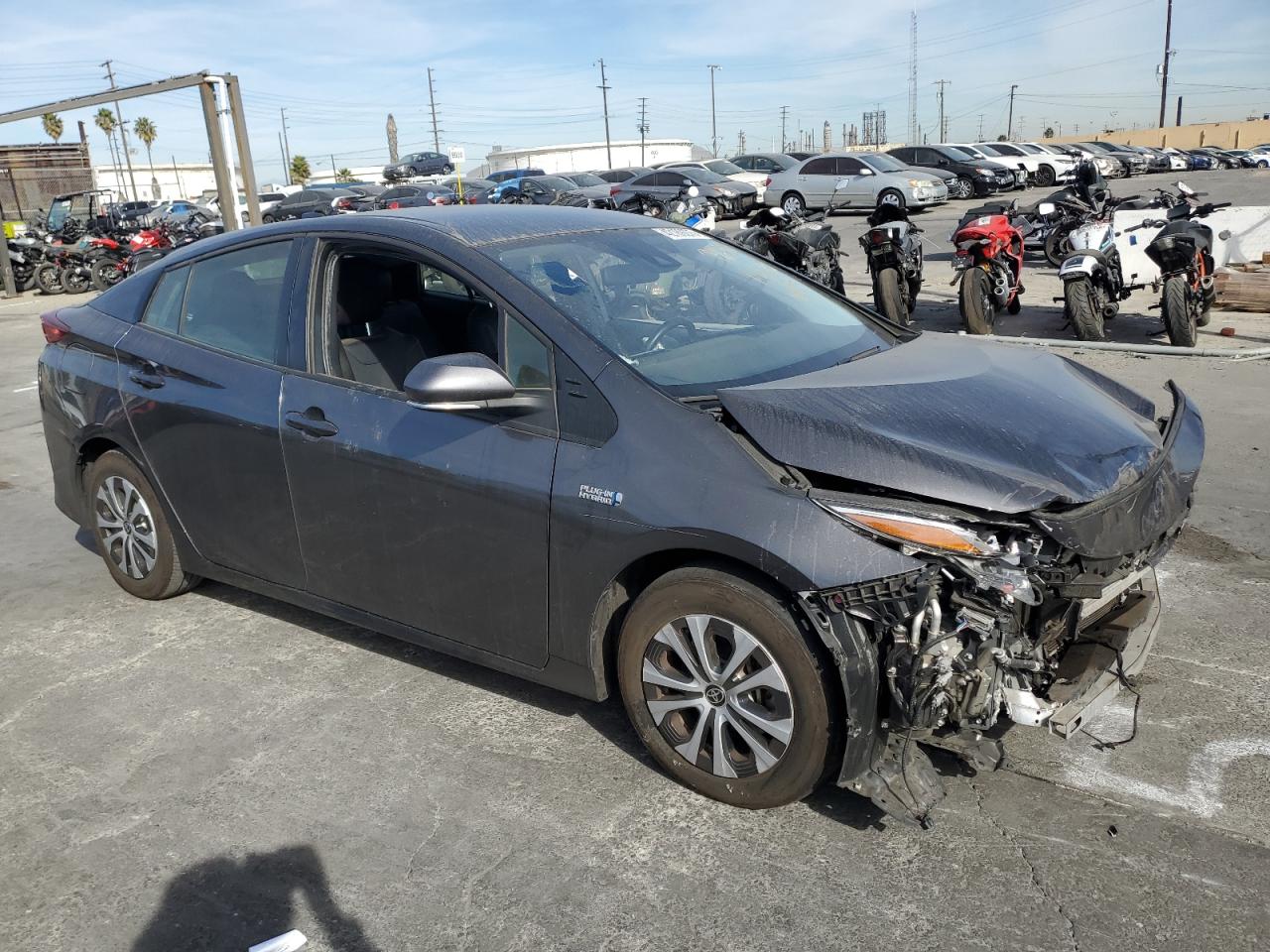 2021 Toyota Prius VIN JTDKAMFP7M3167400 Copart auction photo, front end damage thumbnail 4