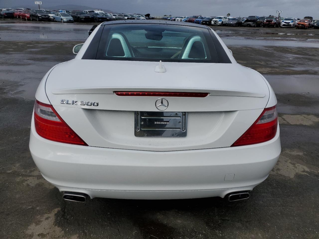 2016 Mercedes-Benz SLK-klasse VIN WDDPK3JA6GF118441 Copart auction photo, front end damage thumbnail 6