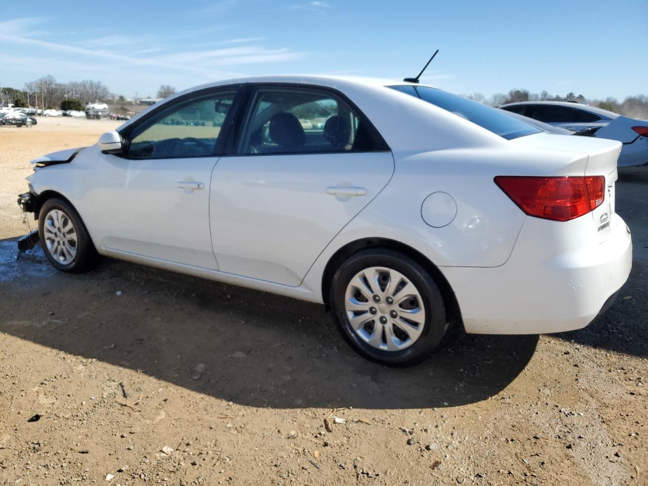 2011 KIA Forte VIN KNAFU4A23B5381237 Copart auction photo, front end damage thumbnail 2