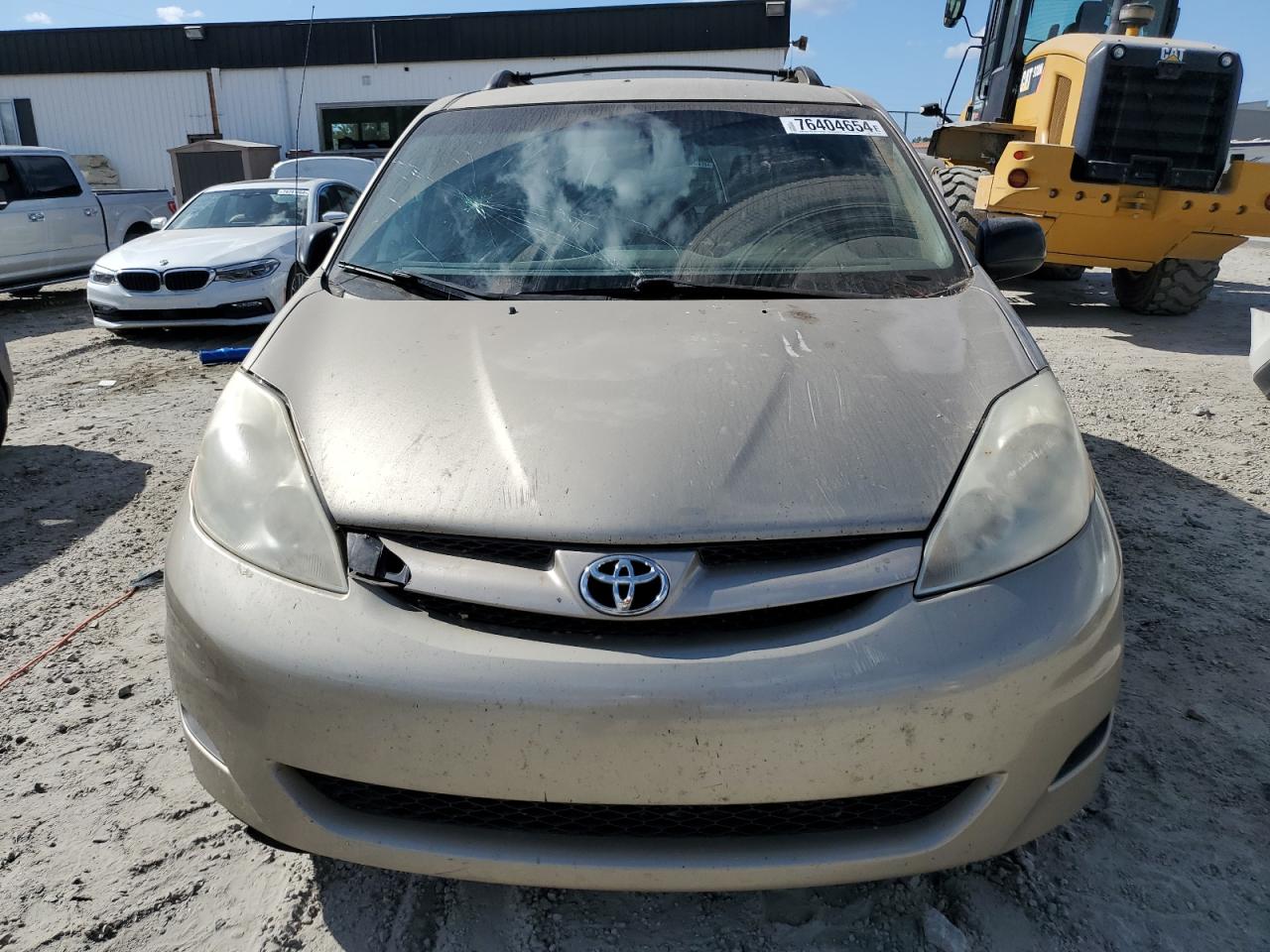 2008 Toyota Sienna VIN 5TDZK23C68S194089 Copart auction photo, minor dent/scratches damage thumbnail 5