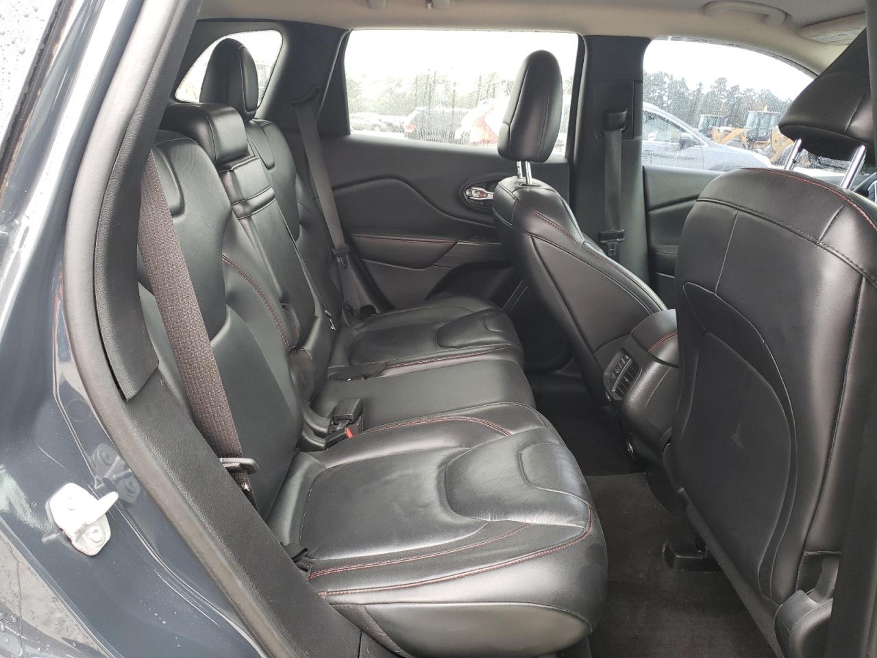 2016 Jeep Cherokee VIN 1C4PJMBS3GW242323 Copart auction photo, front end damage thumbnail 11