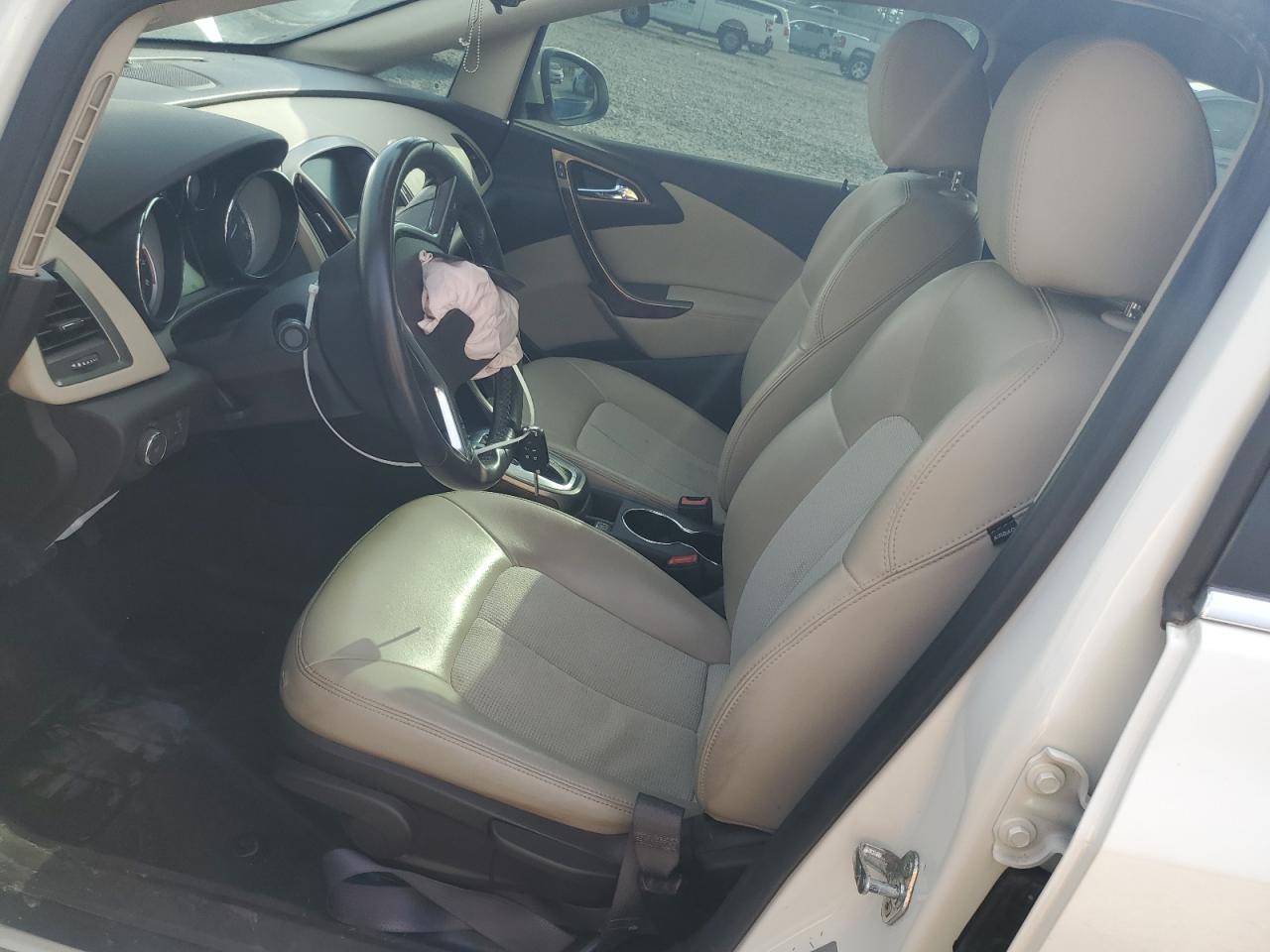 2013 Buick Verano VIN 1G4PP5SK0D4144437 Copart auction photo, front end / minor dent/scratches damage thumbnail 7