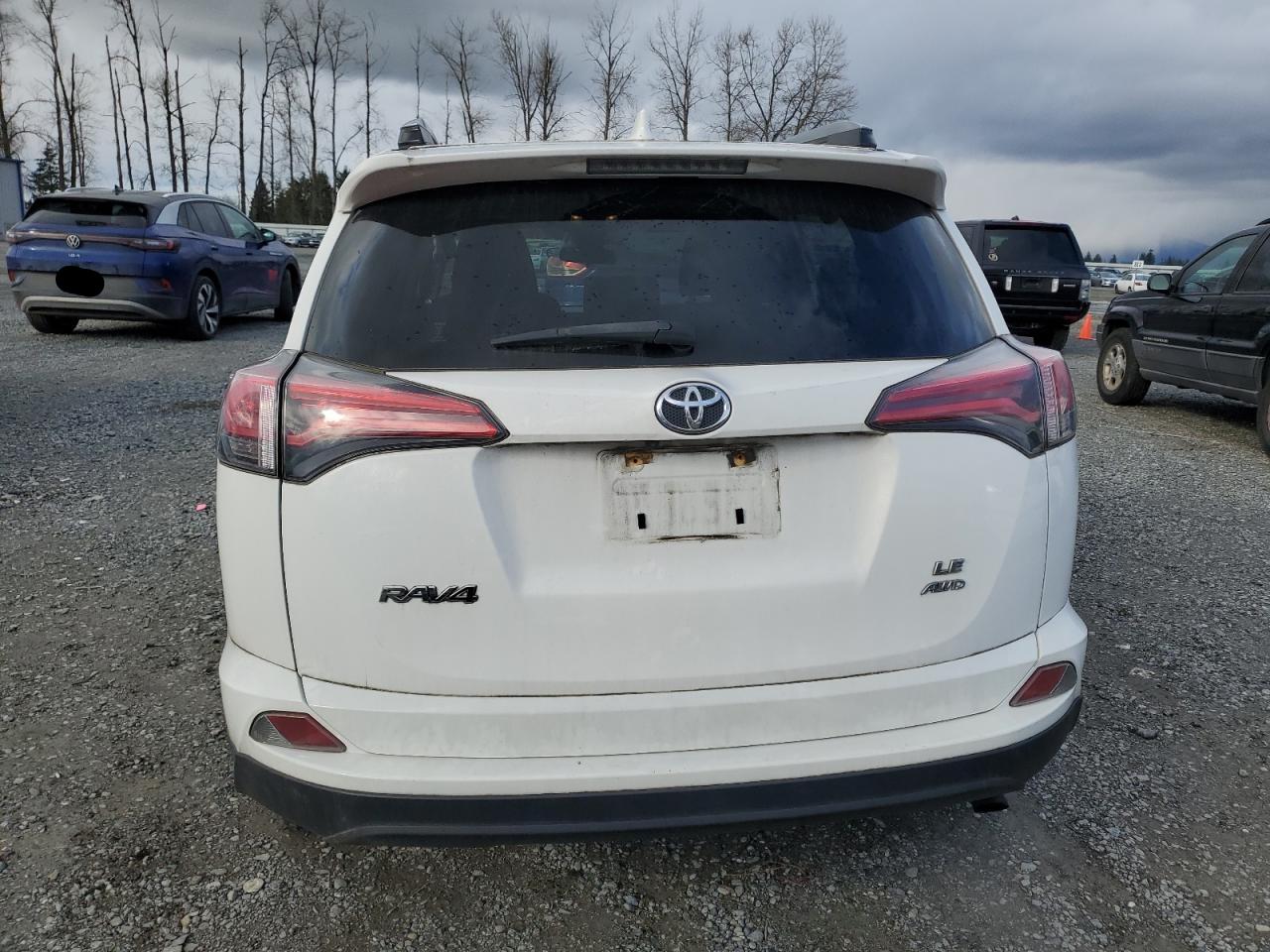 2017 Toyota RAV 4 VIN JTMBFREV6HJ164942 Copart auction photo, front end damage thumbnail 6