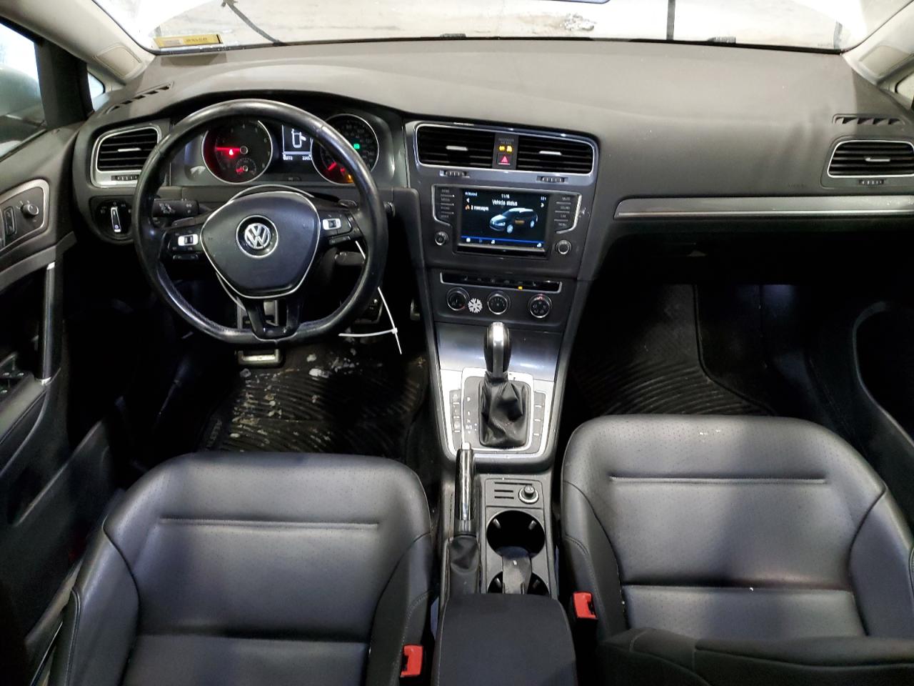 2017 Volkswagen Golf VIN 3VWH17AUXHM516186 Copart auction photo, rear end / side damage thumbnail 8