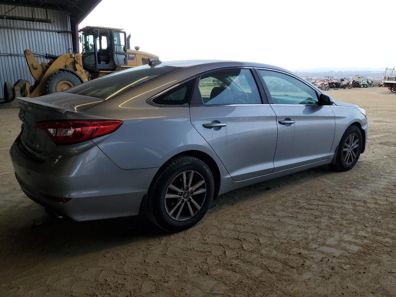 2015 Hyundai Sonata VIN 5NPE24AF7FH146689 Copart auction photo, rear end damage thumbnail 3