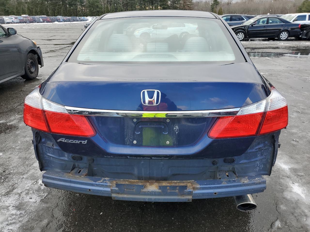 2015 Honda Accord VIN 1HGCR2F39FA130198 Copart auction photo, front end / rear end damage thumbnail 6