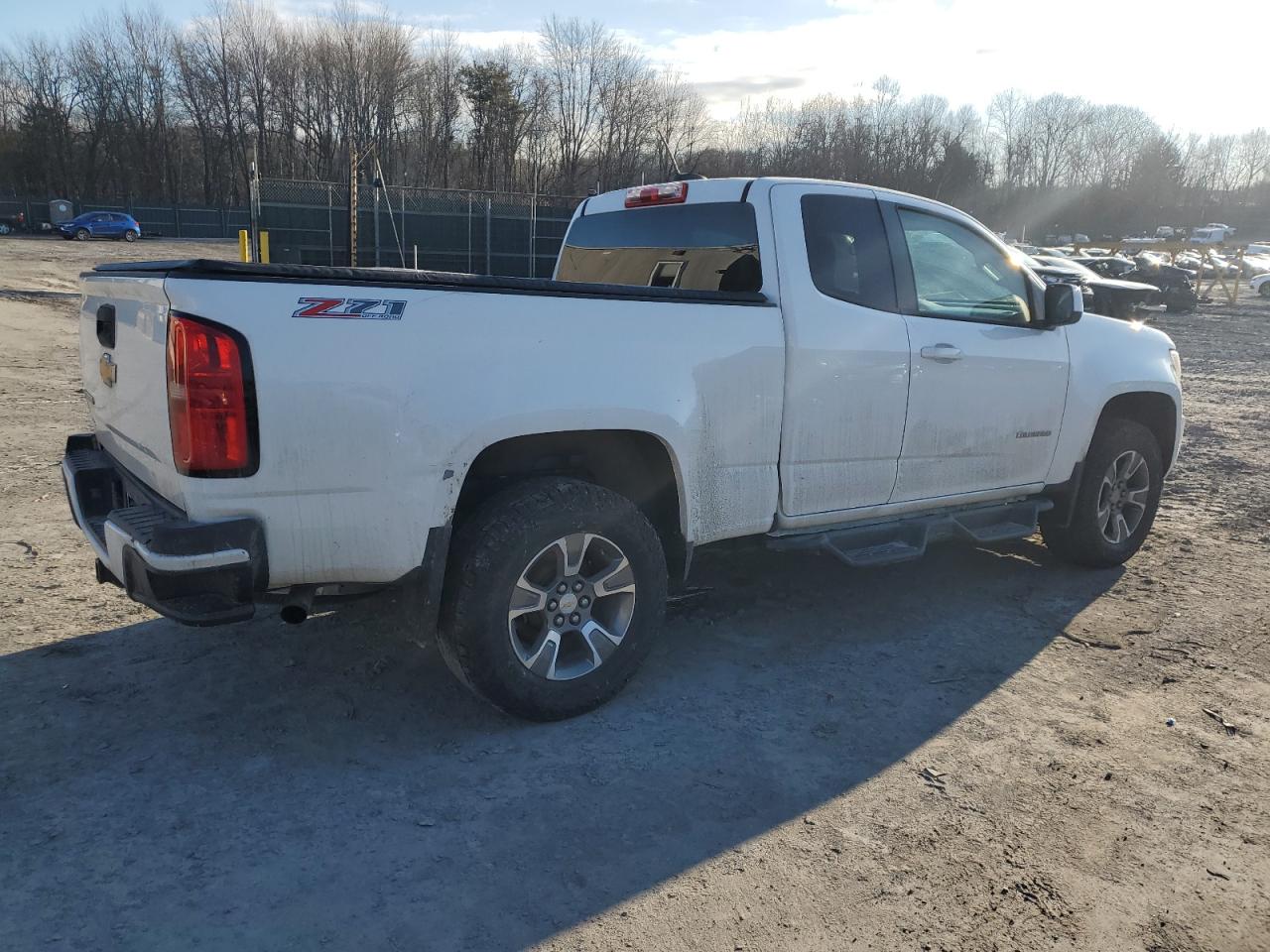 2015 Chevrolet Colorado VIN 1GCHTCE37F1193474 Copart auction photo, side damage thumbnail 3