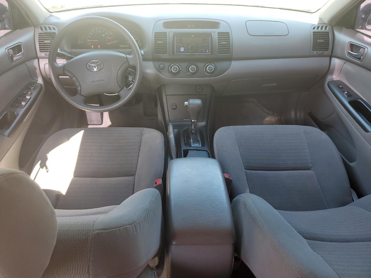 2005 Toyota Camry VIN 4T1BE30K95U089768 Copart auction photo, front end / minor dent/scratches damage thumbnail 8
