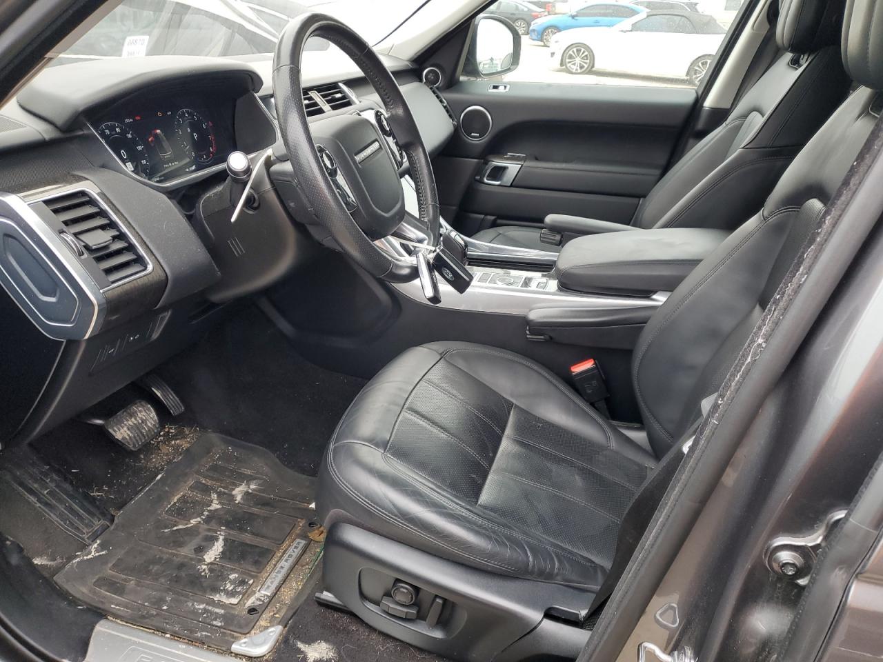 2019 Land Rover Range Rover VIN SALWR2RV3KA426376 Copart auction photo, undercarriage / minor dent/scratches damage thumbnail 7