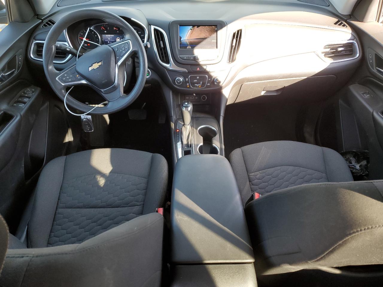 2020 Chevrolet Equinox VIN 2GNAXKEV5L6144095 Copart auction photo, rear end damage thumbnail 8