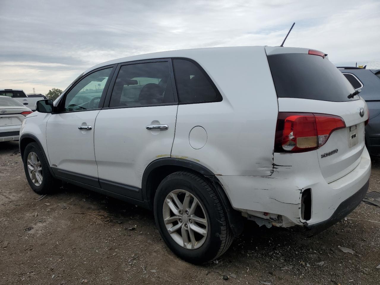 2014 KIA Sorento VIN 5XYKTCA68EG542324 Copart auction photo, all over damage thumbnail 2