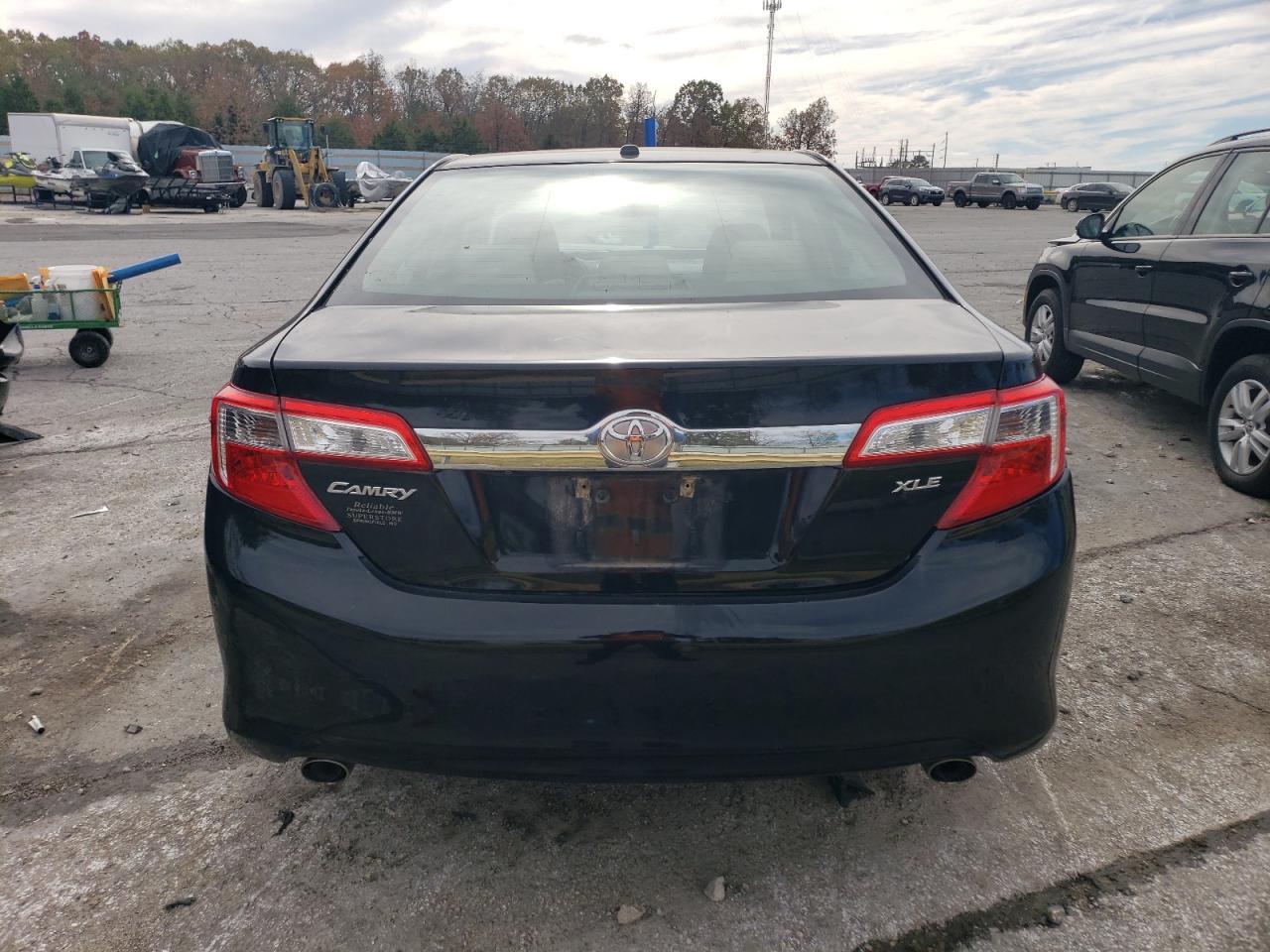 2012 Toyota Camry VIN 4T1BK1FK6CU505051 Copart auction photo, front end / minor dent/scratches damage thumbnail 6
