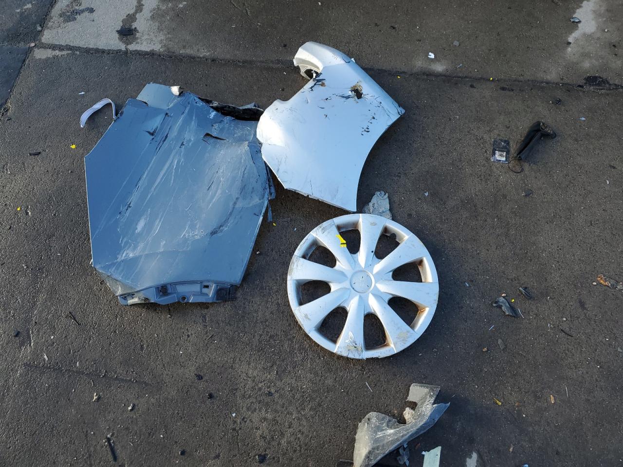 2011 Toyota Corolla VIN 2T1BU4EE6BC614777 Copart auction photo, front end / side damage thumbnail 12