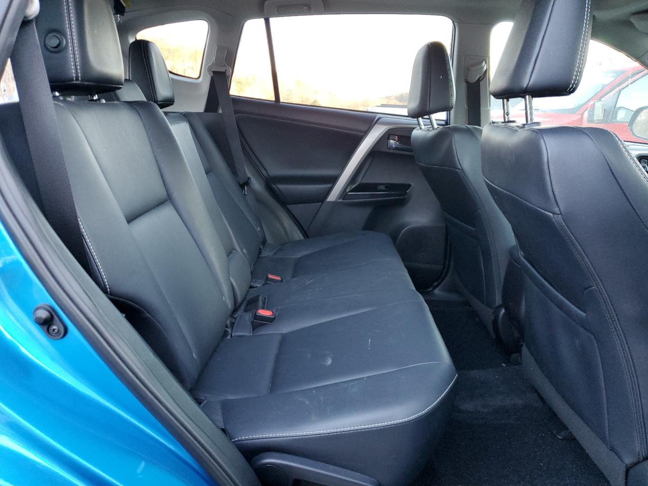 2018 Toyota RAV 4 VIN 2T3DFREV6JW739623 Copart auction photo, all over damage thumbnail 11