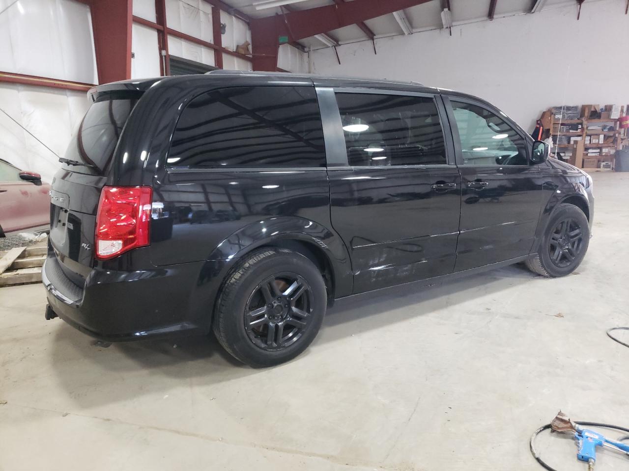 2012 Dodge Caravan VIN 2C4RDGEG2CR359919 Copart auction photo, front end / minor dent/scratches damage thumbnail 3