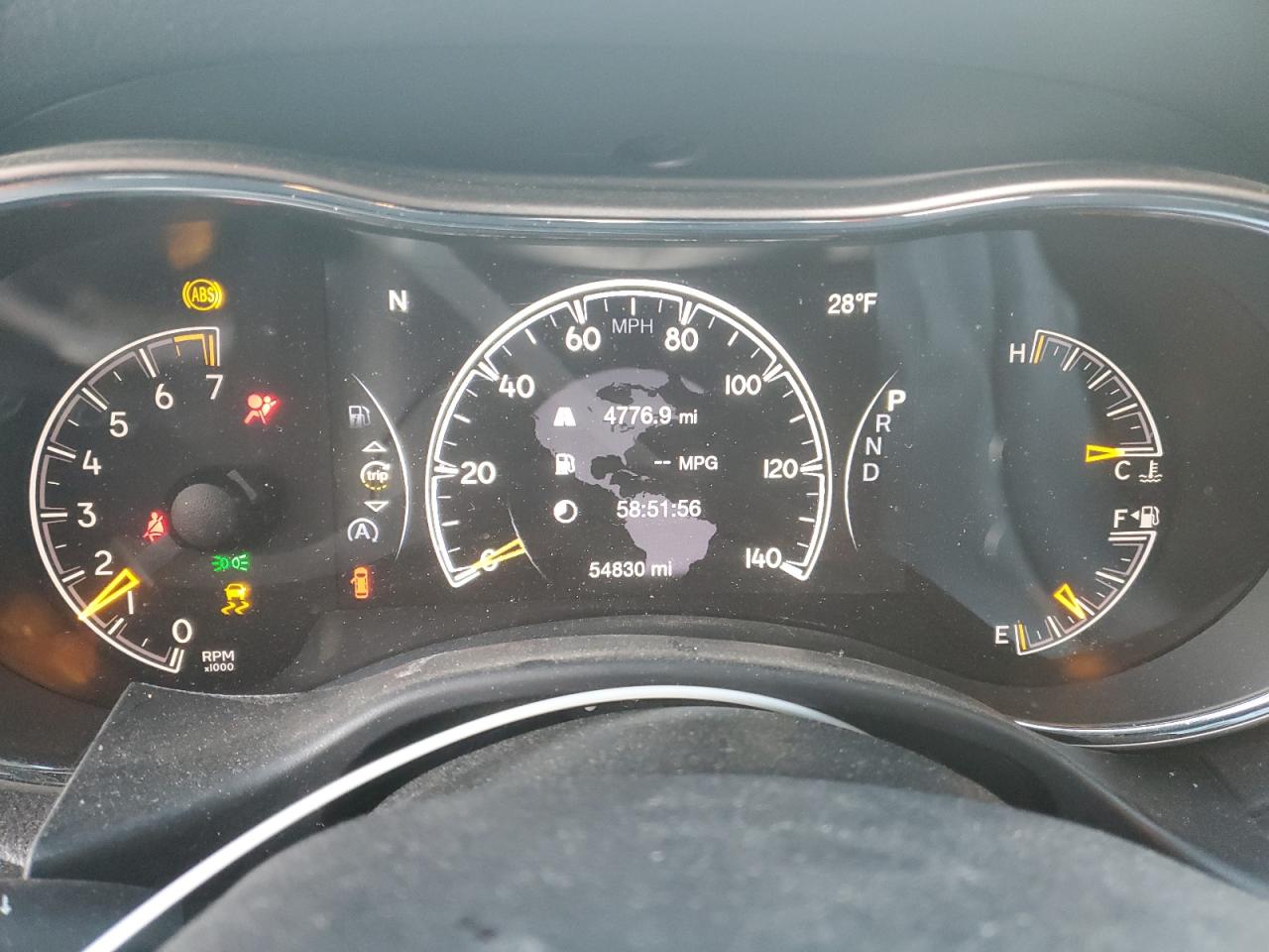2019 Jeep Grand Cherokee VIN 1C4RJFBG8KC845746 Copart auction photo, front end / side damage thumbnail 9