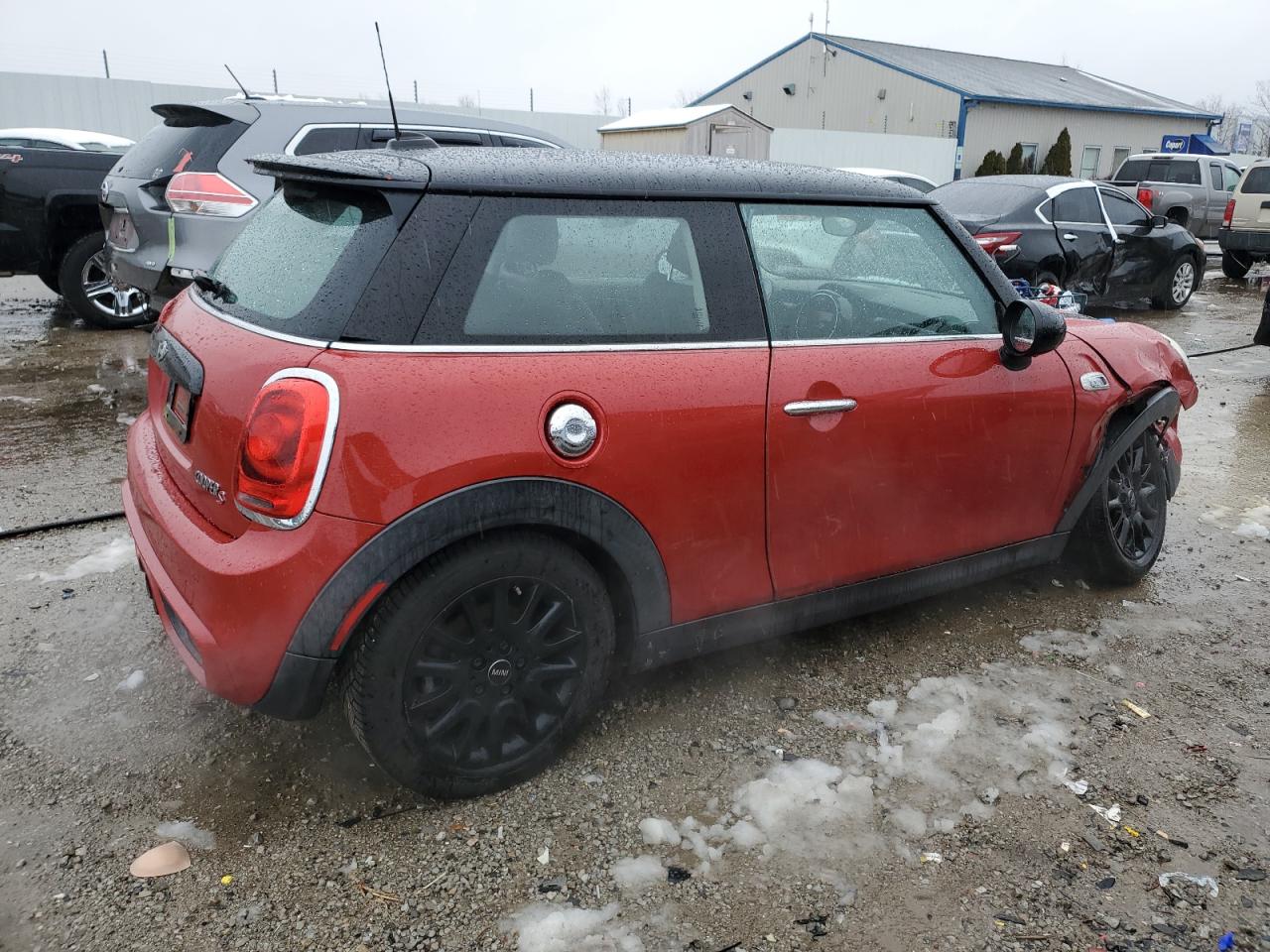 2015 MINI Cooper VIN WMWXP7C54F2A36877 Copart auction photo, front end damage thumbnail 3
