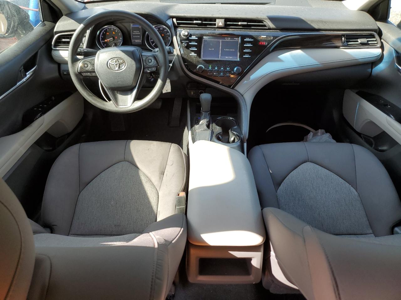 2019 Toyota Camry VIN 4T1B11HK8KU736807 Copart auction photo, side / front end damage thumbnail 8