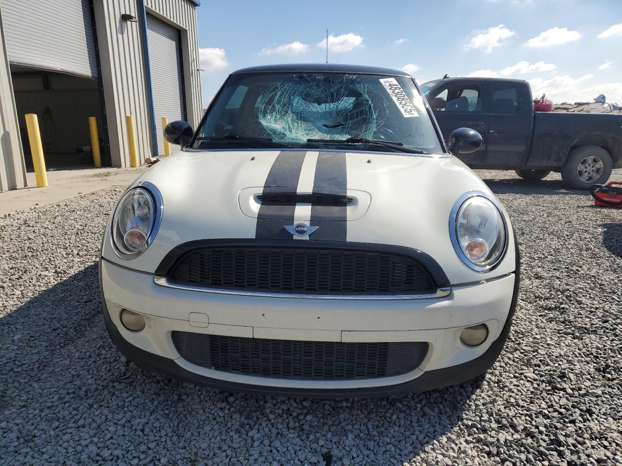 2009 MINI Cooper VIN WMWMF73529TW83845 Copart auction photo, rear end / side damage thumbnail 5