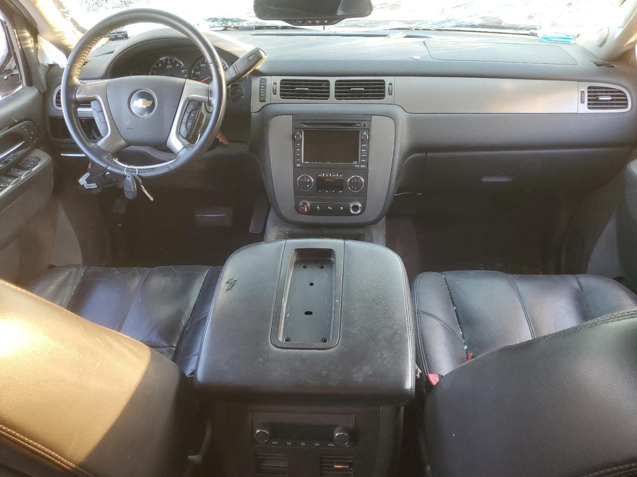 2011 Chevrolet Avalanche VIN 3GNTKFE33BG105408 Copart auction photo, rollover / mechanical damage thumbnail 8