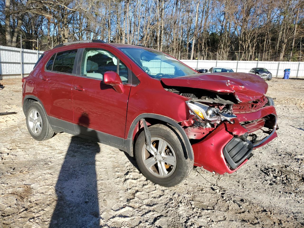 2018 Chevrolet Trax VIN 3GNCJLSBXJL197586 Copart auction photo, front end / side damage thumbnail 4