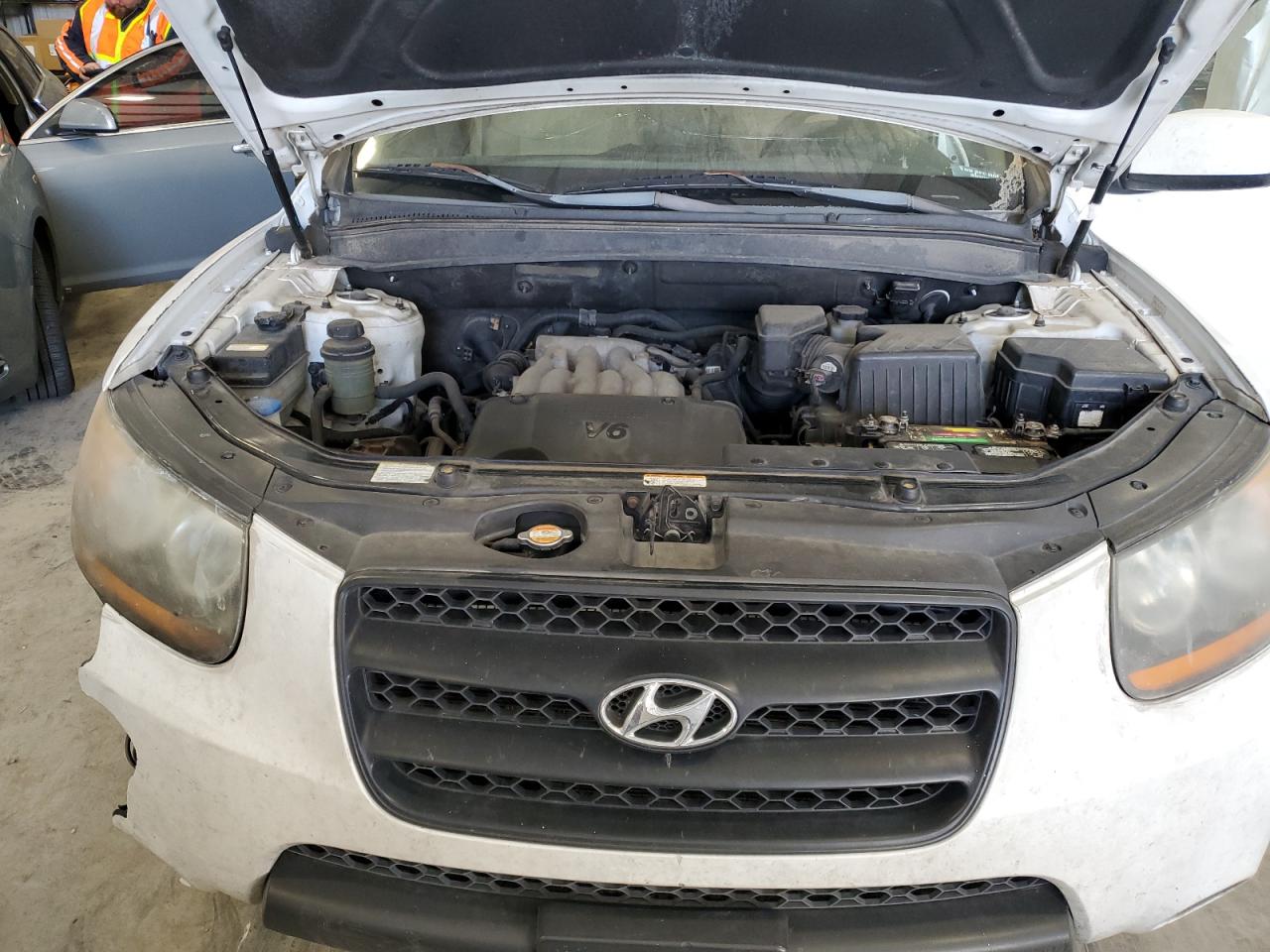 2008 Hyundai Santa Fe VIN 5NMSG13DX8H194914 Copart auction photo, front end damage thumbnail 12
