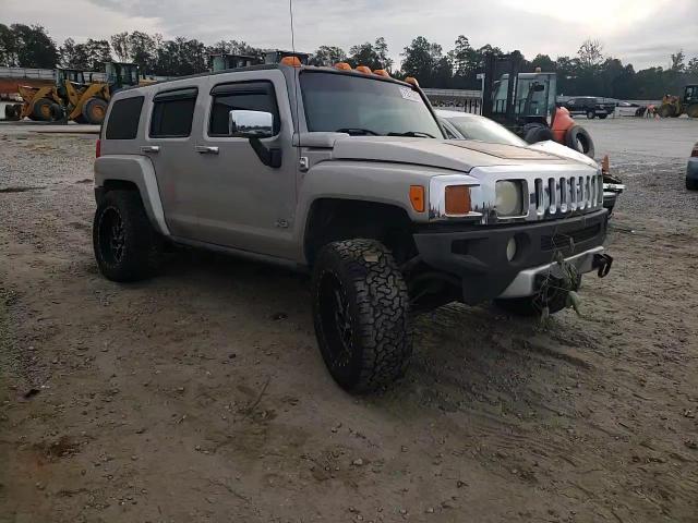 2006 Hummer H3 VIN 5GTDN136868327399 Copart auction photo, side / rear end damage thumbnail 11