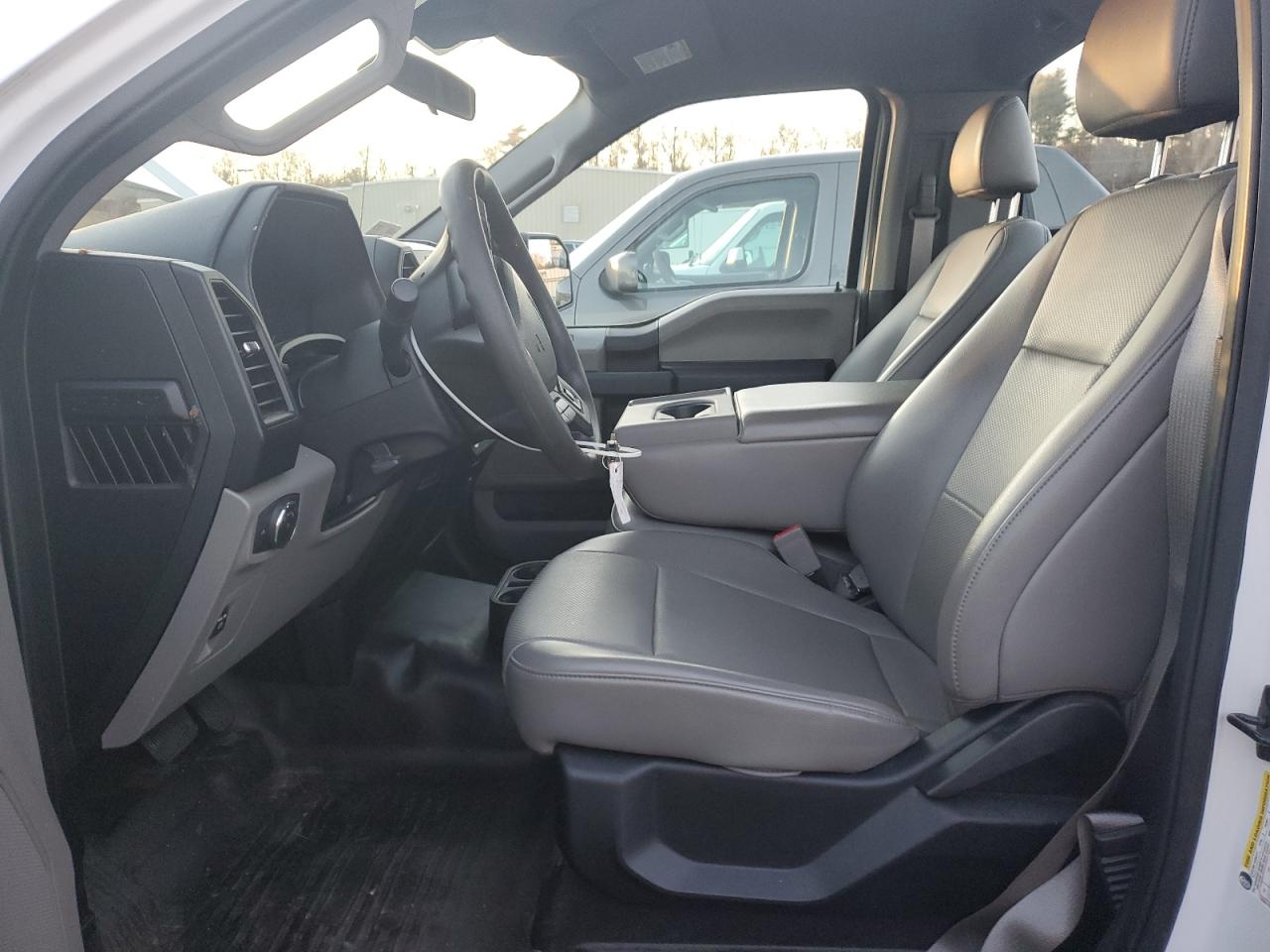 2019 Ford F-150 VIN 1FTMF1CB1KKE30310 Copart auction photo, front end / undercarriage damage thumbnail 7