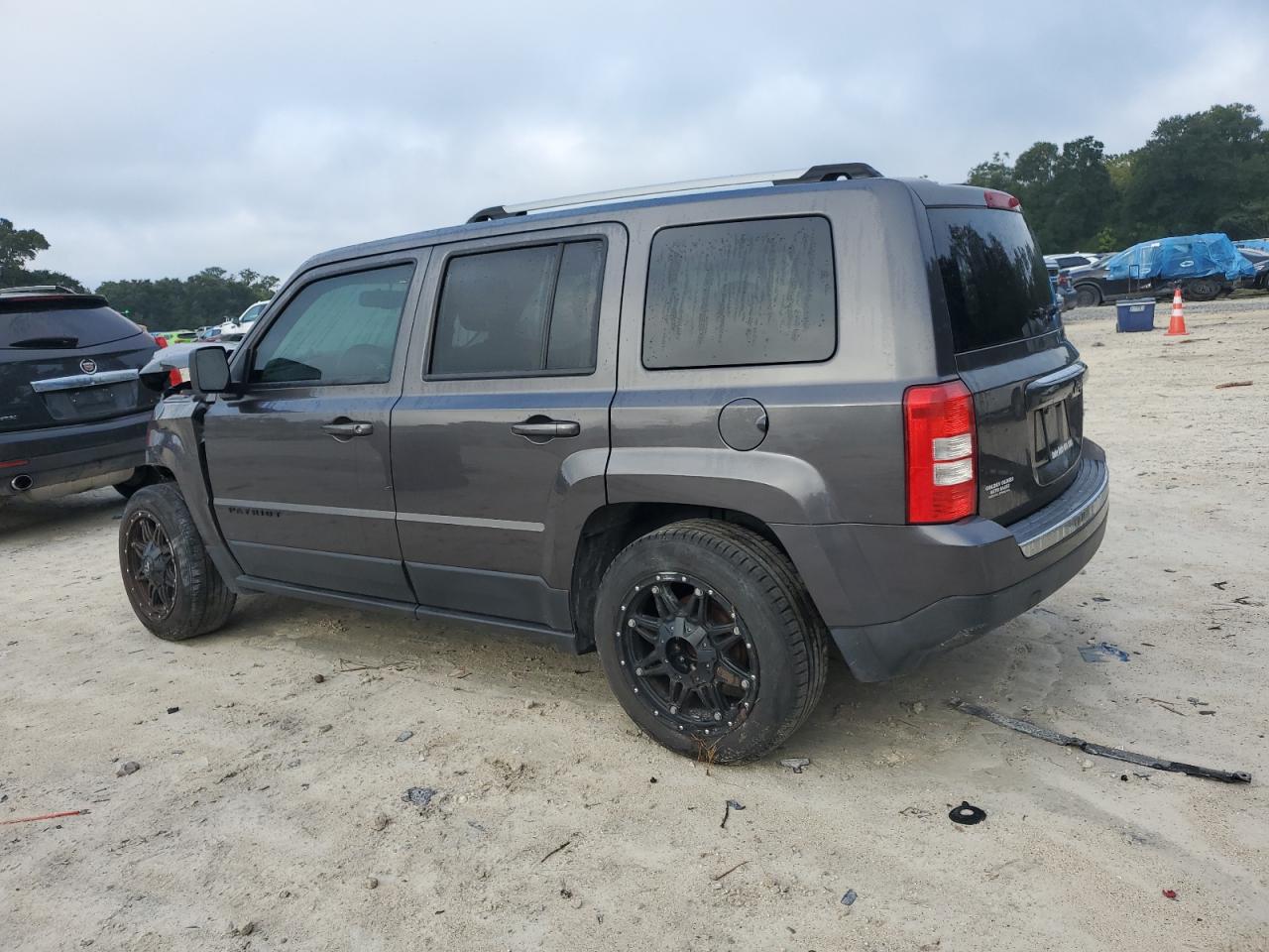 2016 Jeep Liberty (Patriot) VIN 1C4NJPFA5GD547506 Copart auction photo, front end / side damage thumbnail 2