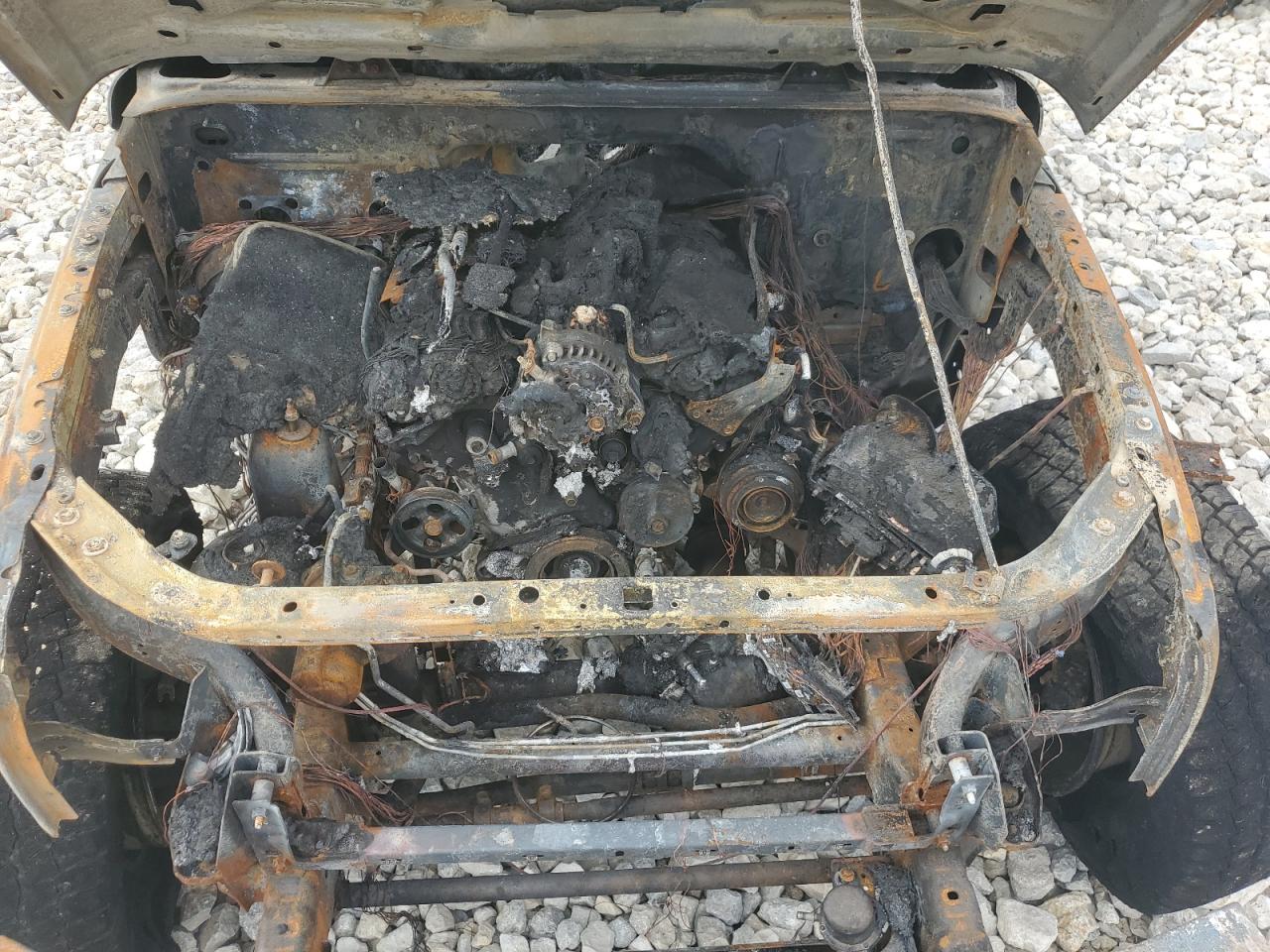 2013 Jeep Wrangler VIN 1C4BJWKGXDL507382 Copart auction photo, burn damage thumbnail 13