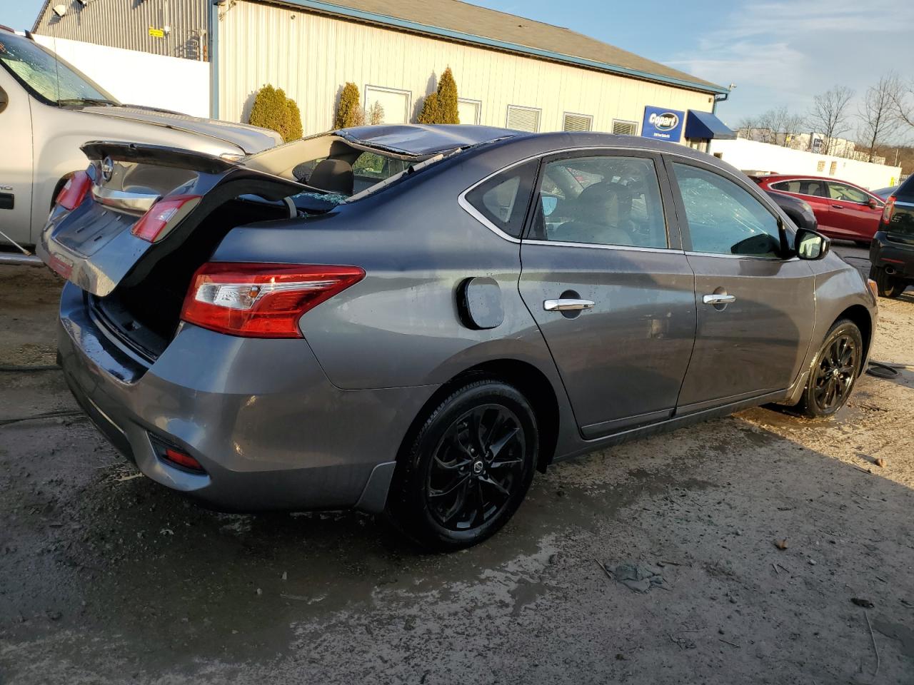 2018 Nissan Sentra VIN 3N1AB7APXJY233946 Copart auction photo, top/roof / rear end damage thumbnail 3