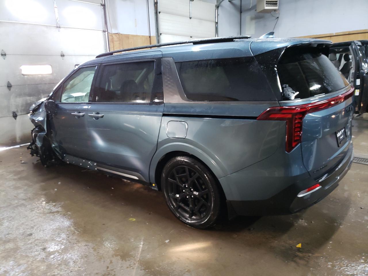 2025 KIA Carnival VIN KNDNE5K33S6490347 Copart auction photo, front end / undercarriage damage thumbnail 2