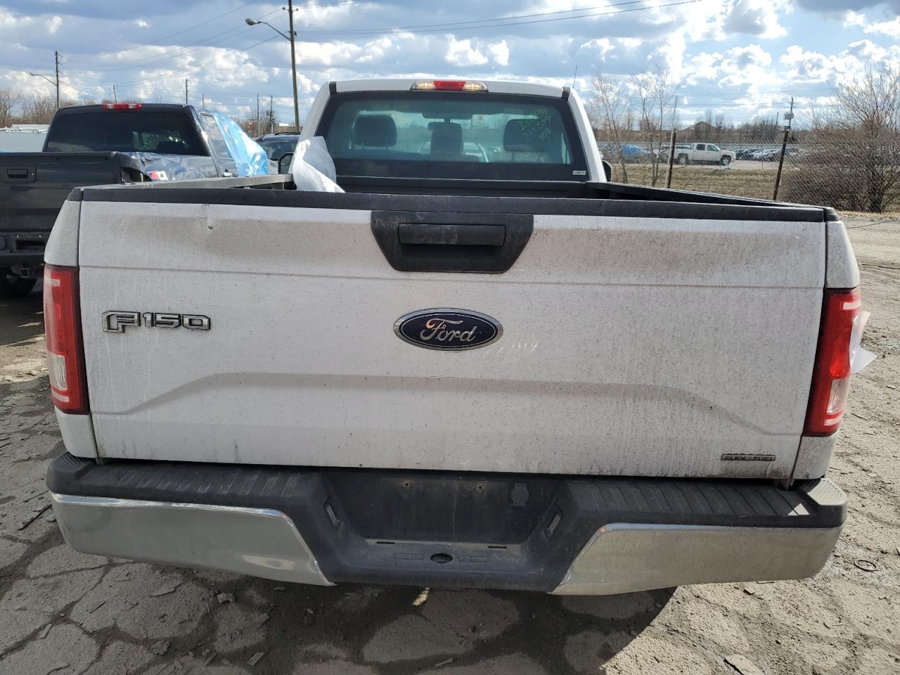 2016 Ford F-150 VIN 1FTMF1C88GKD51213 Copart auction photo, front end / minor dent/scratches damage thumbnail 6