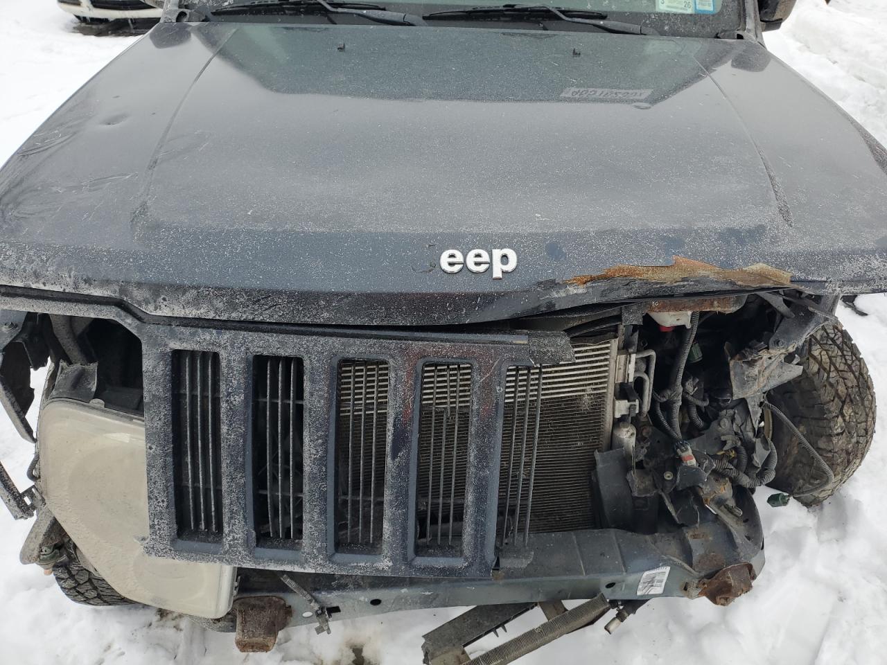 2008 Jeep Liberty (North America) VIN 1J8GN28K78W105413 Copart auction photo, front end / side damage thumbnail 12