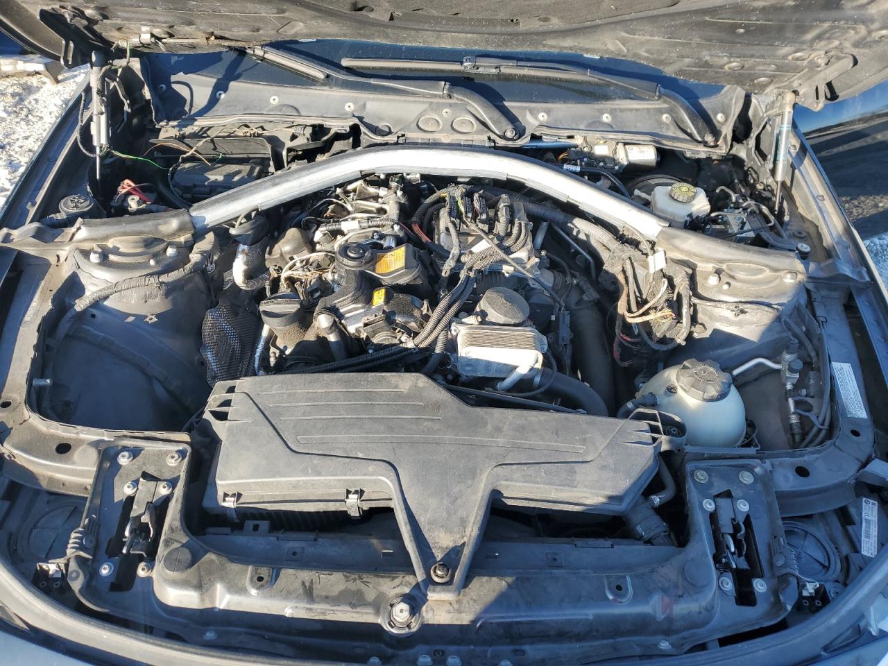 2013 BMW 3er VIN WBA3A5G5XDNP27046 Copart auction photo, minor dent/scratches damage thumbnail 11