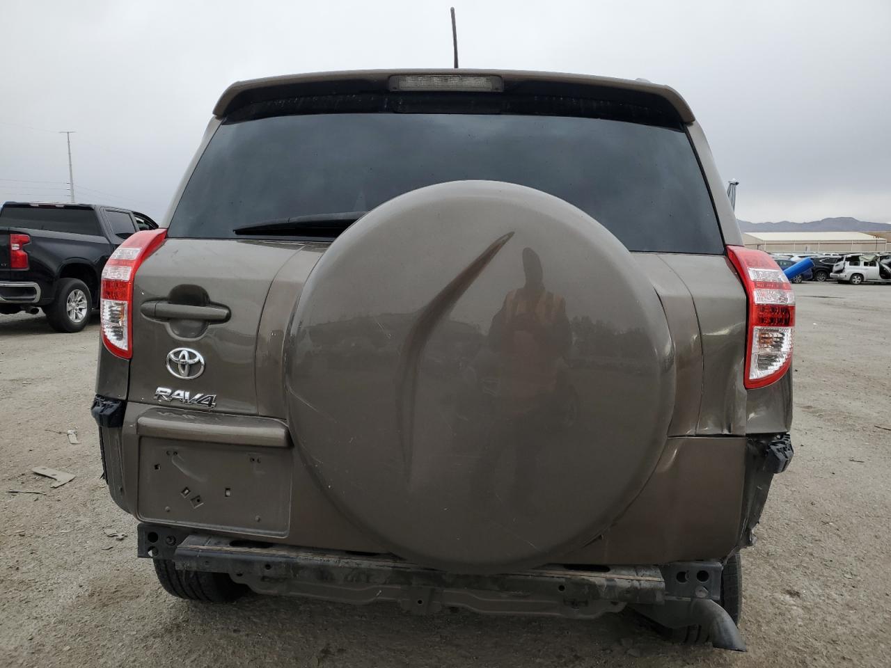 2012 Toyota RAV 4 VIN 2T3ZF4DV6CW137396 Copart auction photo, rear end damage thumbnail 6