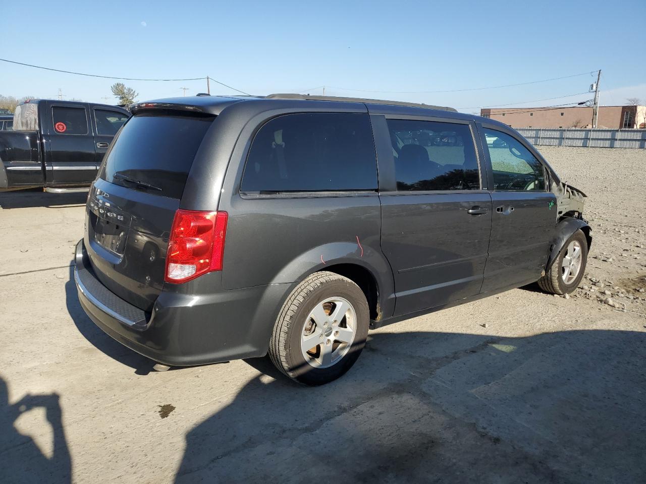 2012 Dodge Caravan VIN 2C4RDGCG0CR236476 Copart auction photo, front end / minor dent/scratches damage thumbnail 3