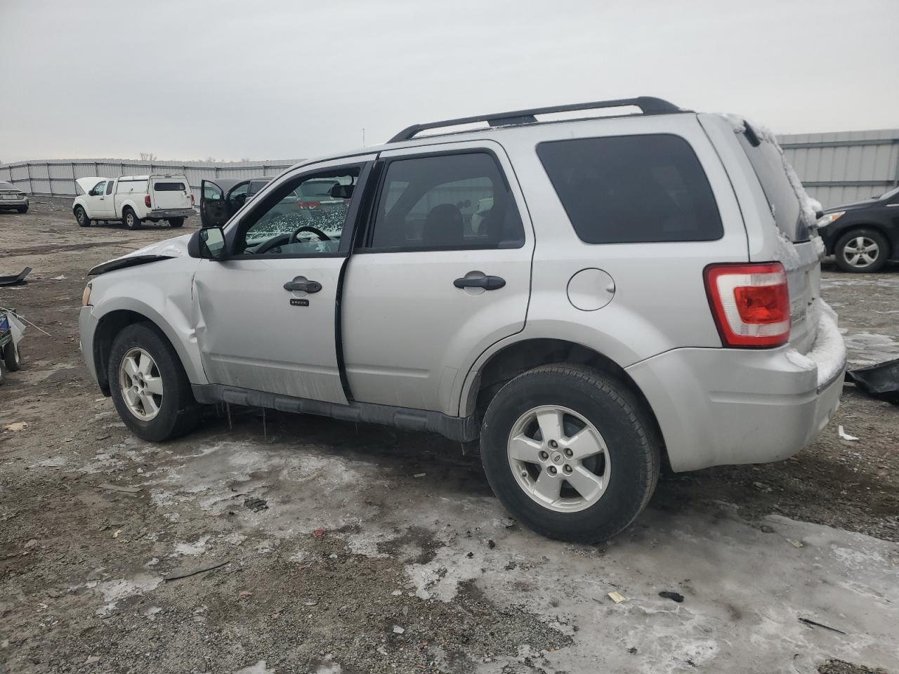 2011 Ford Escape VIN 1FMCU9D76BKB34379 Copart auction photo, front end / minor dent/scratches damage thumbnail 2