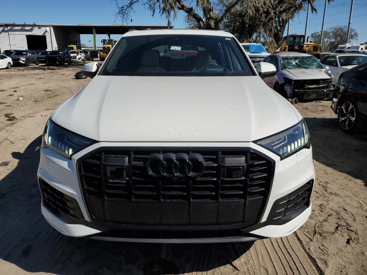 2023 Audi Q7 VIN WA1VXBF76PD022132 Copart auction photo, water/flood damage thumbnail 5