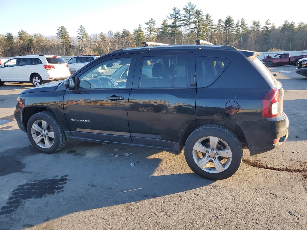 2016 Jeep Compass VIN 1C4NJDBB3GD757437 Copart auction photo, front end / side damage thumbnail 2