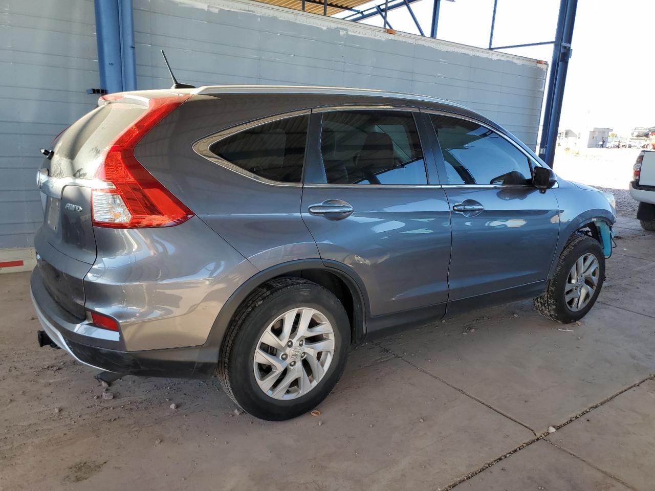 2015 Honda CR-V VIN 2HKRM4H72FH662405 Copart auction photo, front end damage thumbnail 3