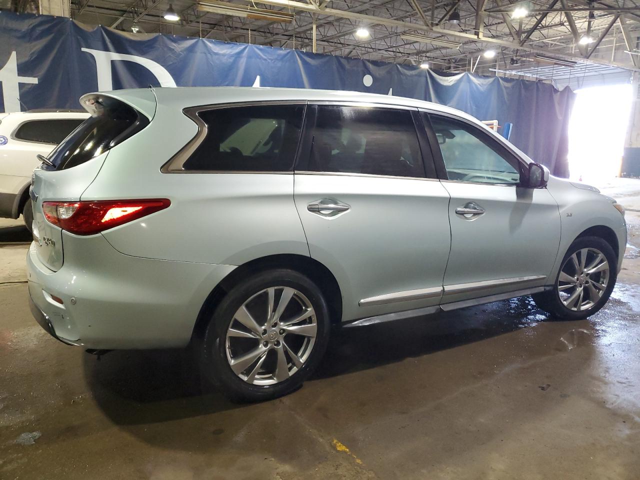 2014 Infiniti QX60 VIN 5N1AL0MN3EC500043 Copart auction photo, undercarriage / minor dent/scratches damage thumbnail 3