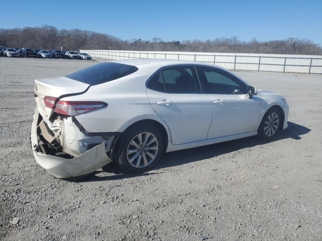 2018 Toyota Camry VIN 4T1B11HK6JU085496 Copart auction photo, front end / rear end damage thumbnail 3
