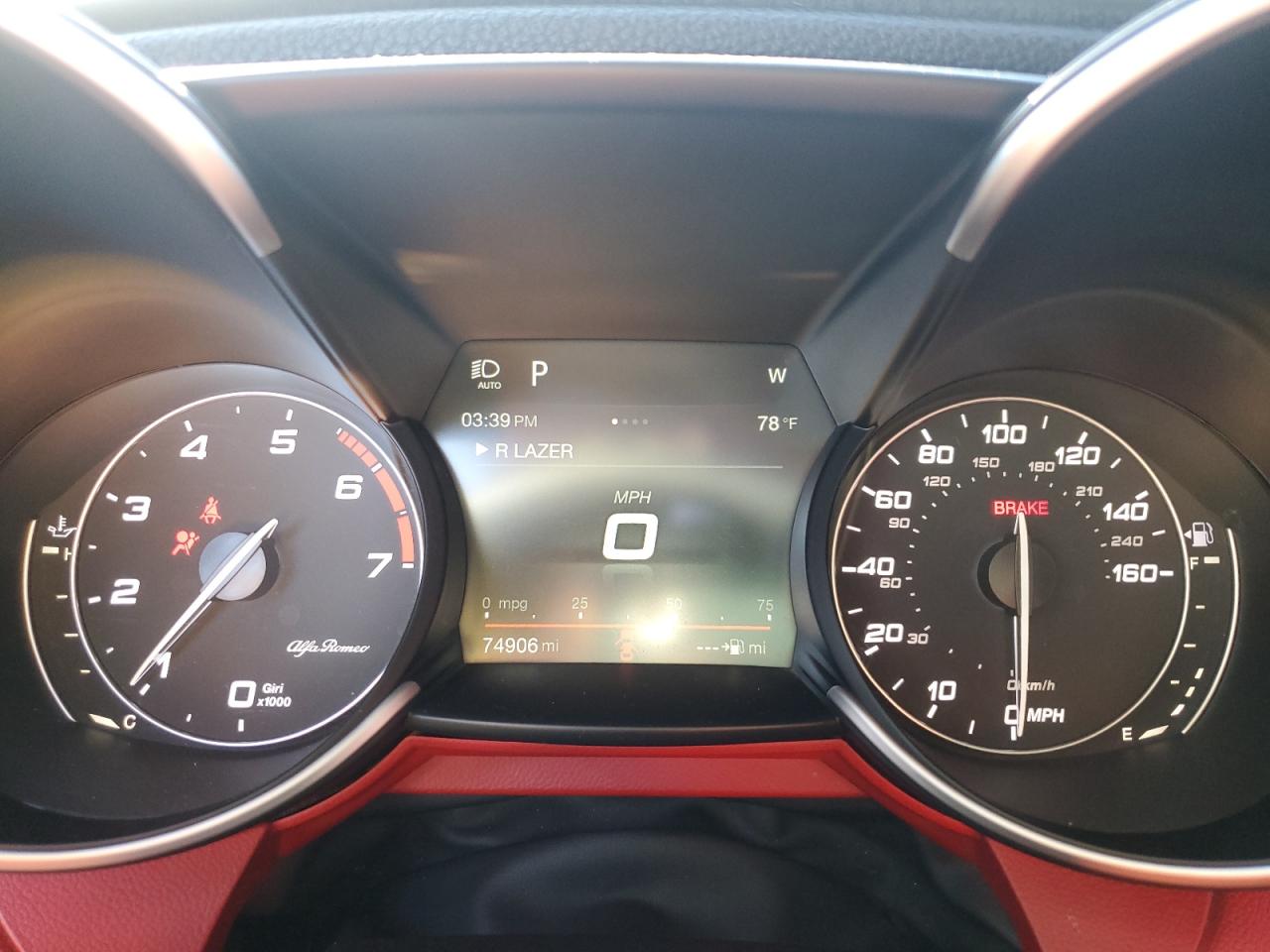 2018 Alfa Romeo Giulia VIN ZARFAEBN3J7575480 Copart auction photo, vandalism / minor dent/scratches damage thumbnail 9