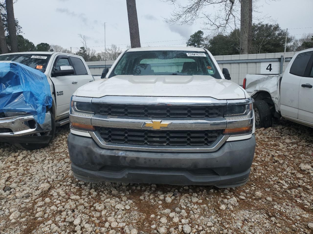 2018 Chevrolet Silverado VIN 3GCPCNEH8JG235745 Copart auction photo, side damage thumbnail 5