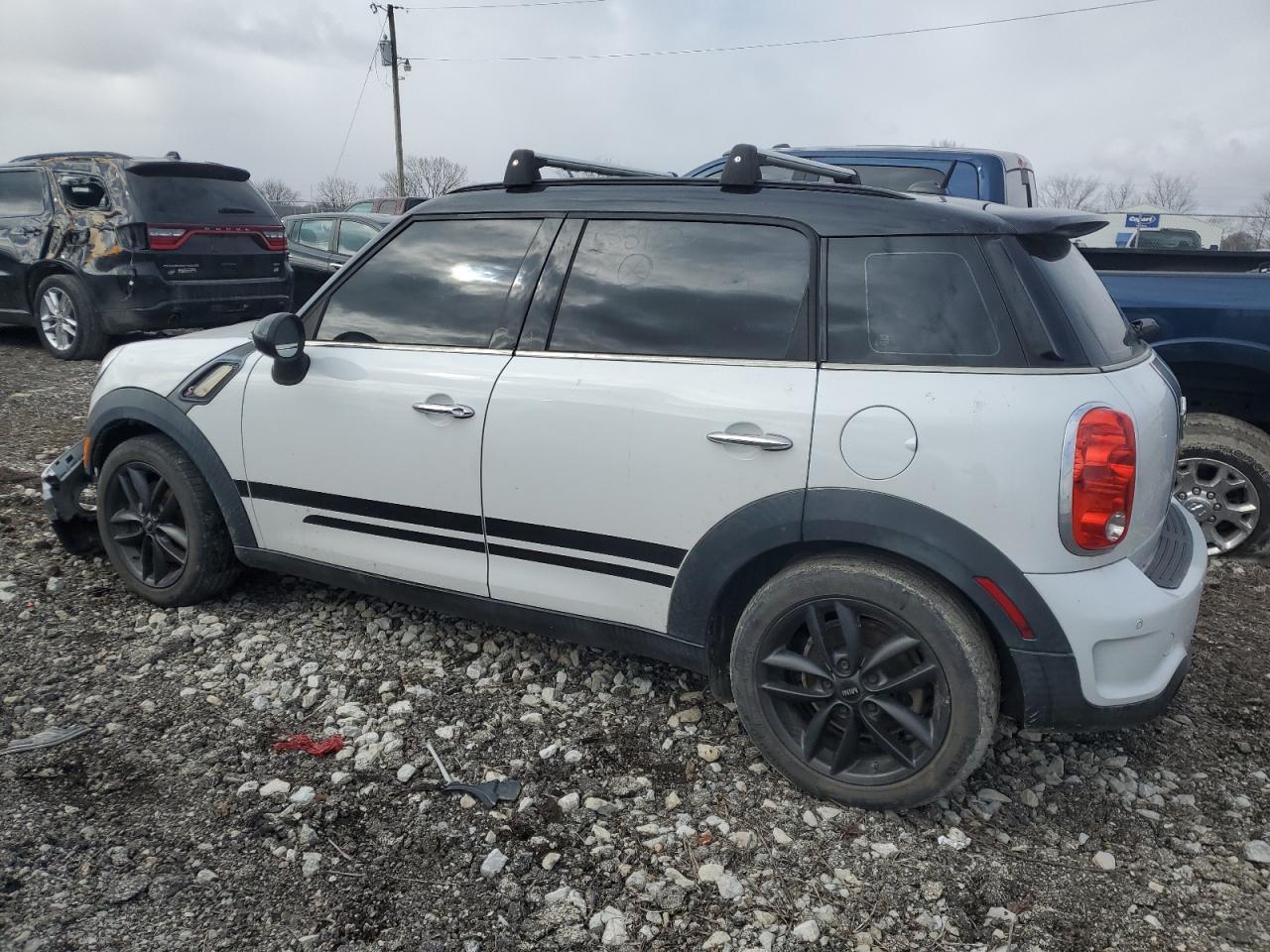 2012 MINI Cooper VIN WMWZC3C50CWL85937 Copart auction photo, front end / minor dent/scratches damage thumbnail 2