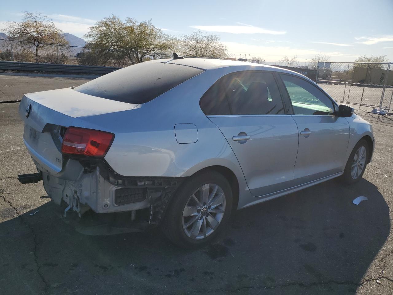 2015 Volkswagen Jetta VIN 3VWD17AJ0FM417748 Copart auction photo, rear end / front end damage thumbnail 3