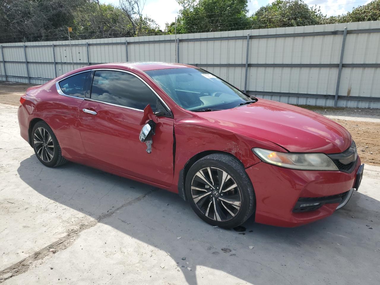 2016 Honda Accord VIN 1HGCT1B87GA005425 Copart auction photo, side / front end damage thumbnail 4